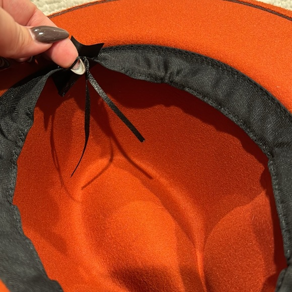 🤠 Felt Brim hat, rust orange. Like new. - Picture 3 of 3